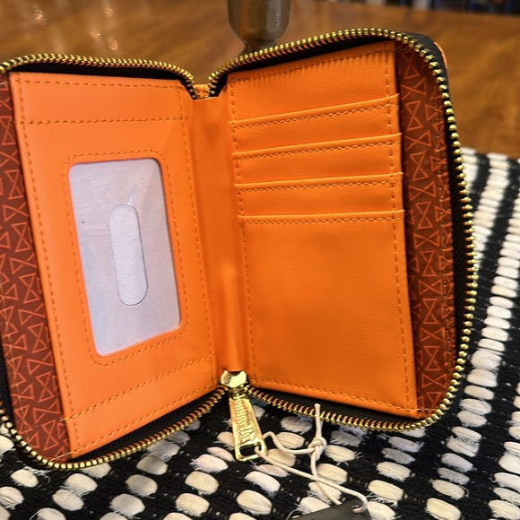 Loungefly Disney Marvel Loki TVA Miss Minutes Zip Around Wallet - Picture 10 of 16